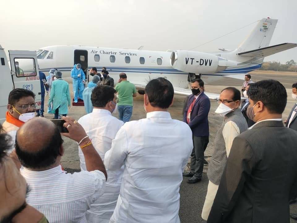 खंडवा संसदीय क्षेत्र के लोकप्रिय सांसद की हालत नाजुक, मध्य प्रदेश के मुख्यमंत्री के मार्गदर्शन में इलाज हेतु किया गया दिल्ली रेफर | New India Times