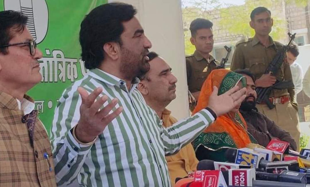 सांसद हनुमान बेनीवाल के चारों उपचुनाव वाली सीटों पर अपने उम्मीदवार खड़े करने की घोषणा से राजनीति गरमाई | New India Times