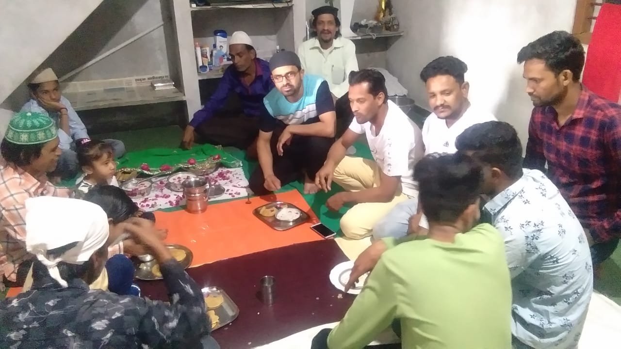 सादगी व उल्लास के साथ मुस्लिम समाज ने मनाया कुंडों का पर्व, पर्व में शामिल हुए विधायक वीर सिंग भूरिया | New India Times