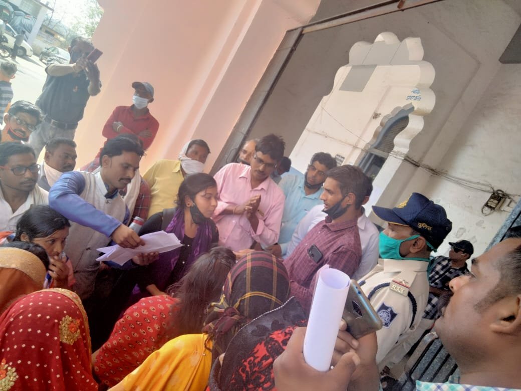 प्रांतीय महिला स्वयं सहायता समूह धार ने अंतर्राष्ट्रीय महिला दिवस को पीड़ा दिवस के रुप में मनाया | New India Times