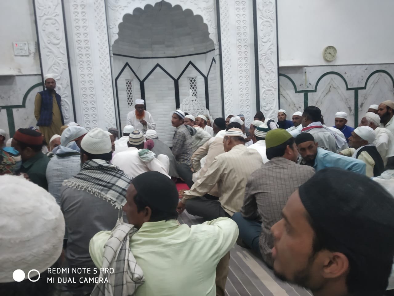 मुस्लिम समुदाय में शादी विवाह में फिजूल खर्ची पर होगी बंदिशें, मुस्लिम समाज के उलेमा हजरात और समाज के लोगों की हुई बैठक में लिए गए निर्णय | New India Times