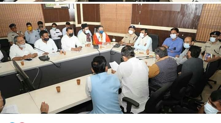 आगामी त्यौहारों को लेकर हुई शांति समिति की बैठक | New India Times