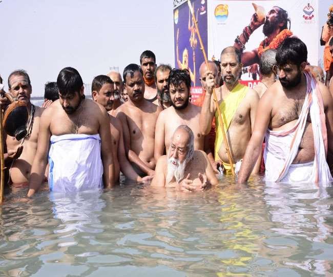 तब्लीगी जमात को बदनाम करने वाली मीडिया आज कुंभ मेले पर चुप क्यूँ है: अबू आसिम आजमी | New India Times