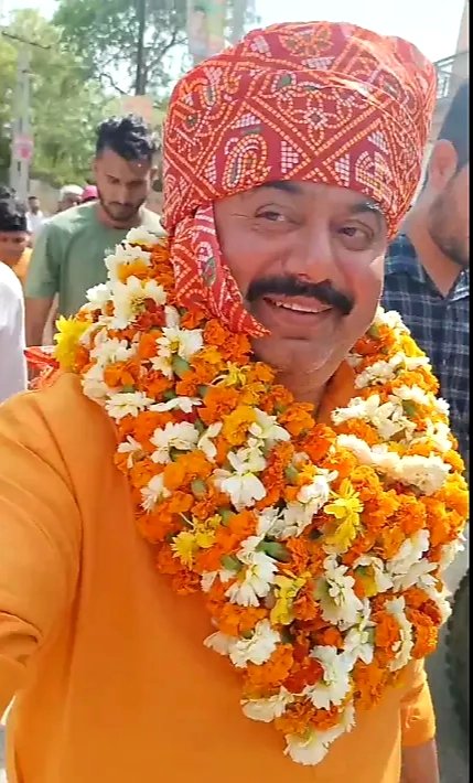 देश में रहने वाला हर इंसान मेरे परिवार का हिस्सा है, जाति-धर्म, ऊंच-नीच, छोटे-बड़े के आधार पर भेदभाव करने वाले इंसानियत के सबसे बड़े दुश्मन हैं, देश के 138 करोड़ लोगों के भोजन की व्यवस्था करने वाले किसानों की मांगें सरकार अविलंब पूरी करे: दीपक यादव | New India Times