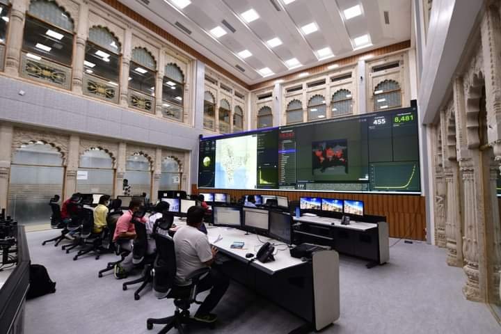 होमआइसोलेशन में रहने वाले कोरोना संक्रमित मरीज अगर घर से निकले तो पकड़े जायेंगे, ग्वालियर स्मार्ट सिटी द्वारा विकसित वर्चूअल बफ़र जोन प्रणाली के तहत हो रहा है मॉनिटरिंग | New India Times