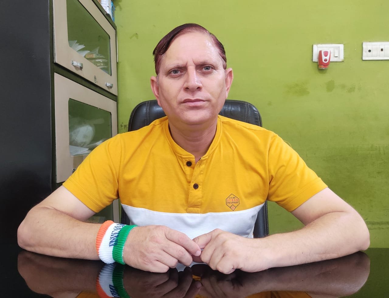 कुछ लोग खाद्य वस्तुओं की कर रहे हैं कालाबाजारी, ब्रज यातायात एवं पर्यावरण जनजागरूकता समिति उत्तर प्रदेश के प्रदेश अध्यक्ष विनोद दीक्षित ने मथुरा के जिलाधिकारी से की शिकायत | New India Times