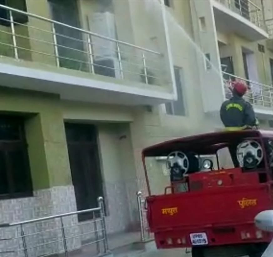 ट्रांसपोर्ट नगर मथुरा क्षेत्र में आने वाली सभी जगहों को किया गया सैनिटाइज | New India Times