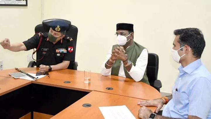 करोंद से लालघाटी के रास्ते में आ रही रुकावट को लेकर मंत्री विश्वास सारंग ने सेना के अधिकारियों से की चर्चा | New India Times
