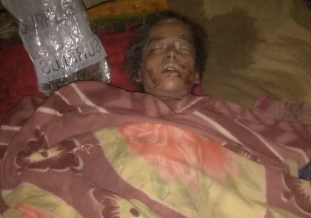 पुलिस ने चिता से निकाल कर शव को पोस्टमार्टम के लिये भेजा | New India Times