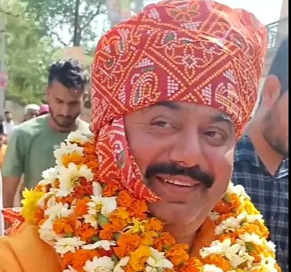 देश में रहने वाला हर इंसान मेरे परिवार का हिस्सा है, जाति-धर्म, ऊंच-नीच, छोटे-बड़े के आधार पर भेदभाव करने वाले इंसानियत के सबसे बड़े दुश्मन हैं, देश के 138 करोड़ लोगों के भोजन की व्यवस्था करने वाले किसानों की मांगें सरकार अविलंब पूरी करे: दीपक यादव | New India Times