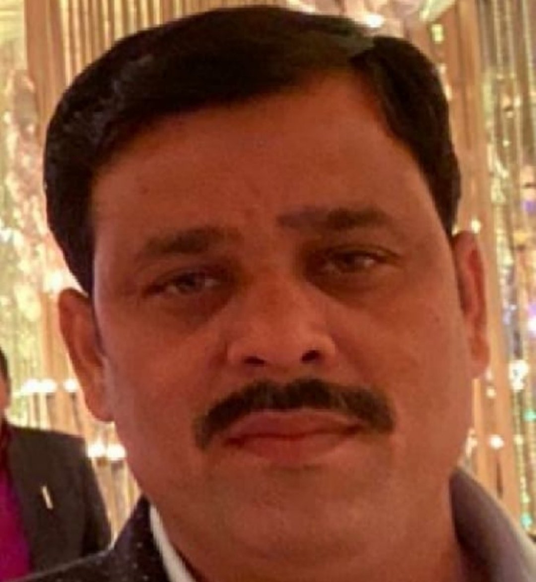 'लोगों को फायदा पहुंचाते रहो, बड़े आदमी बन जाओगे' के स्लोगन पर अमल करके कोरोना कॉल में मसीहा बनकर खिदमत अंजाम दे रहे हैं इंदौर के ज़फ़र मन्सूरी | New India Times