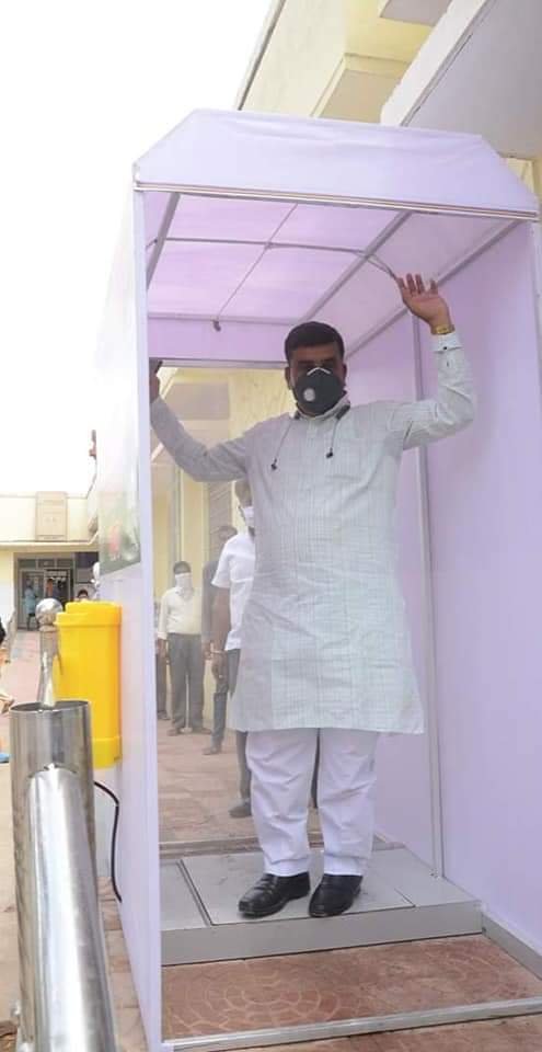 शिक्षामंत्री डोटासरा व विधायक हाकम अली की पहल पर फतेहपुर में भी आगे आए भामाशाह, शिक्षा मंत्री बोले,सरकार आपके लिए लड़ रही है कोरोना से जंग, आप घरों में रहकर करें कोरोना गाइडलाइन का पालन | New India Times