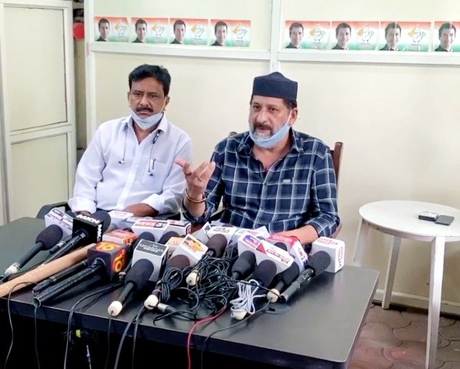 बढ़ती महंगाई एवं स्वास्थ्य व्यवस्था को लेकर 20 मई 2021 को भोपाल के लोग अपने-अपने घरों पर काले झण्डे लगाकर सरकार का करें विरोध: विधायक आरिफ मसूद | New India Times