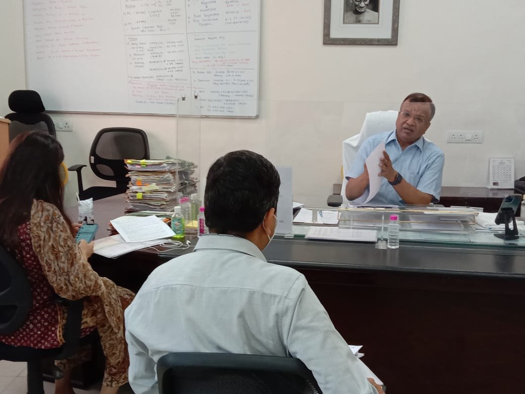 ब्लेक फंगस को देखते हुए आक्सीजन कन्सेन्ट्रेटर की गुणवत्ता, मापदण्ड और उपयोग के दिशा-निर्देशों की पालना सुनिश्चित की जाए: एसीएस माइंस डाॅ. अग्रवाल | New India Times