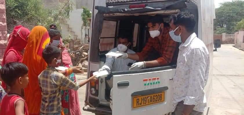 पूर्व सानिवि मंत्री यूनुस खान ने की डीडवाना में जनसेवा रसोई की शुरूआत, इससे जरूरतमंदों को पूरे लॉक डाउन में मिलेगा भरपेट भोजन | New India Times