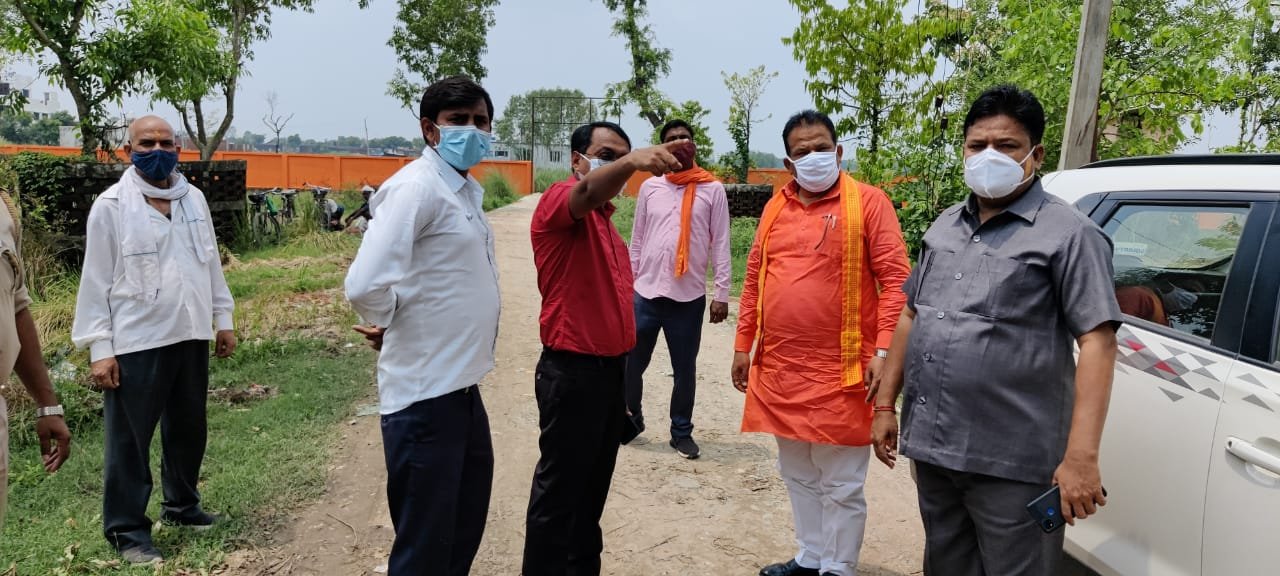 तहसील डुमरियागंज अंतर्गत प्राथमिक स्वास्थ्य केंद्र अजगरा का विधायक द्वारा किया गया निरीक्षण | New India Times