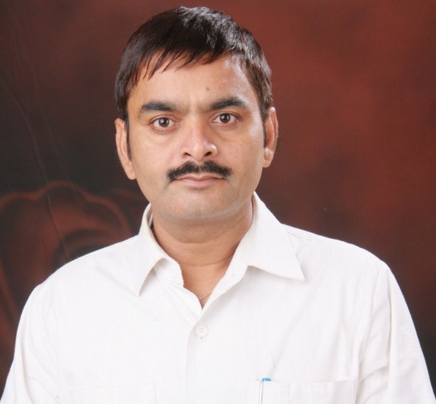 जीवन रक्षक दवाइयों, ऑक्सीजन, एंबुलेंस एवं बेड के रेट तय किए जाएं, सरकार मुनाफाखोरी-कालाबाजारी रोकने में नाकाम: मानवेन्द्र पाण्डव | New India Times