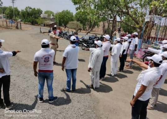 तिरला विकासखण्ड के वालेंटियर्स को परिचय-पत्र, कैप, मास्क, टीशर्ट का वितरण कर दिलाई गई शपथ | New India Times