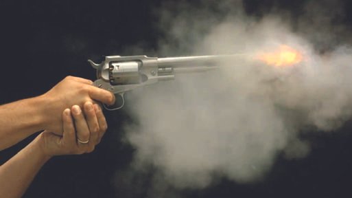 आम तोड़ने को लेकर दो पक्षों में हुए विवाद में चली गोली, बाग में खेल रहे युवक के सिर में लगी गोली, पुलिस ने मौके से किया कट्टा बरामद | New India Times