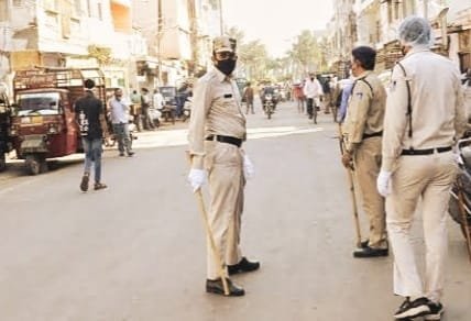 सैंकडौं जानें गंवाने के बाद भी ग्वालियर वासियों को नहीं मिला सबक़, बाजारों में दिखा संतोषजनक माहौल | New India Times