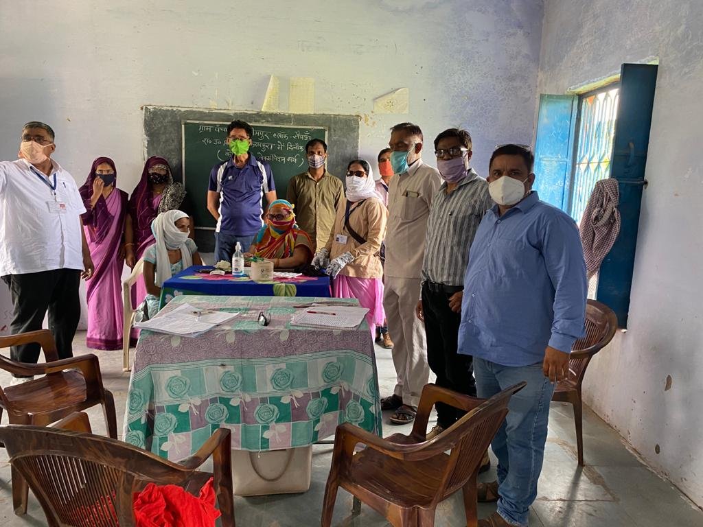 करीमपुर के ग्राम किरारपुरा में किया गया वैक्सीनेशन कार्यक्रम का आयोजन | New India Times