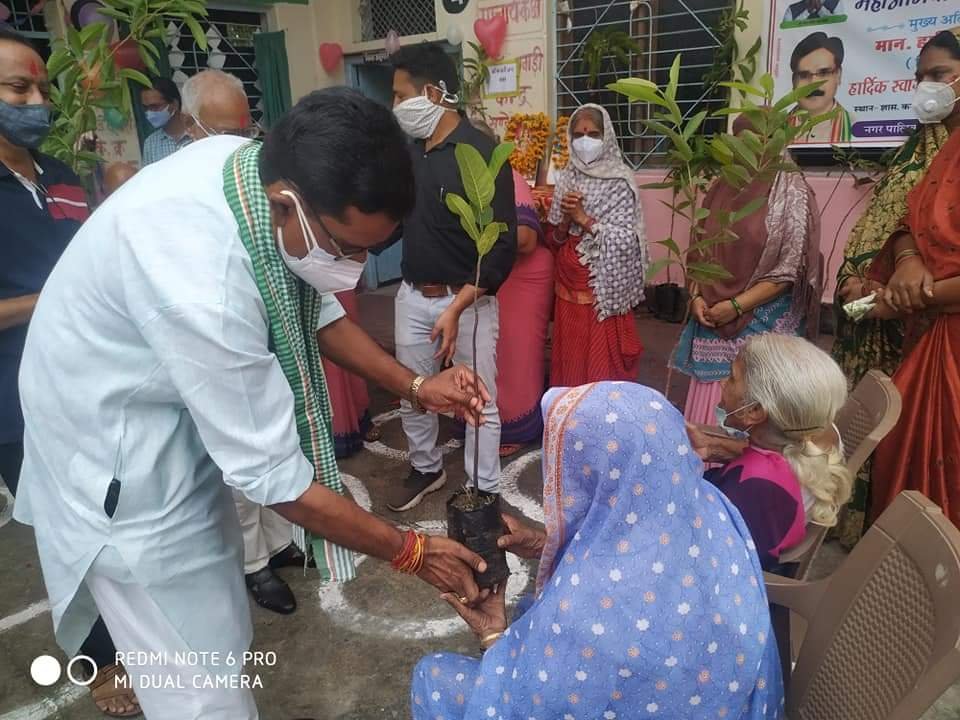 कोविड-19 वैक्सीनेशन महाअभियान में देवरी ने मारी बाजी, जिले में रहा अव्वल | New India Times