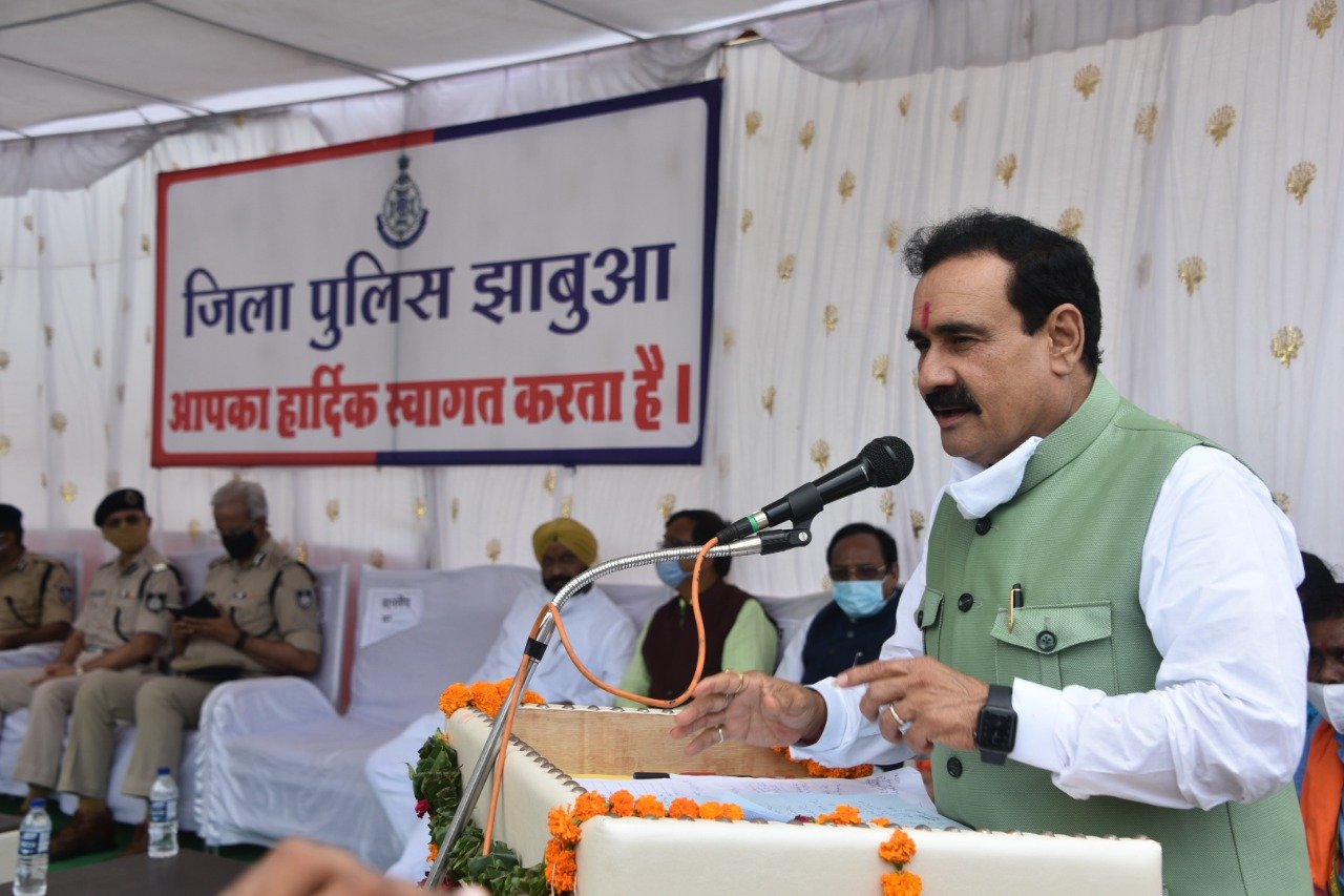 पुलिस से भय नहीं पुलिस पर विश्वास होना चाहिये-गृह मंत्री. नवनिर्मित पुलिस आवास का किया गया लोकापर्ण | New India Times