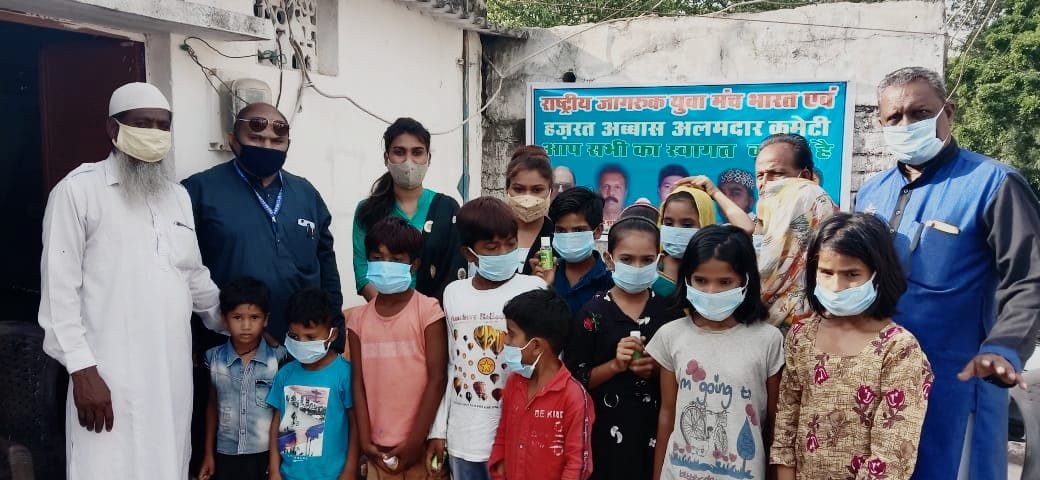 भोपाल के गांधी नगर में सामाजिक संस्थाओं द्वारा कोरोना से सुरक्षा हेतु चलाया गया जागरूकता अभियान | New India Times