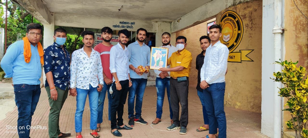 अखिल भारतीय विद्यार्थी परिषद छात्र संघ ने मनाया 73 वां स्थापना दिवस, स्थापना दिवस के उपलक्ष में महाविद्यालय में किया गया पौधरोपण | New India Times