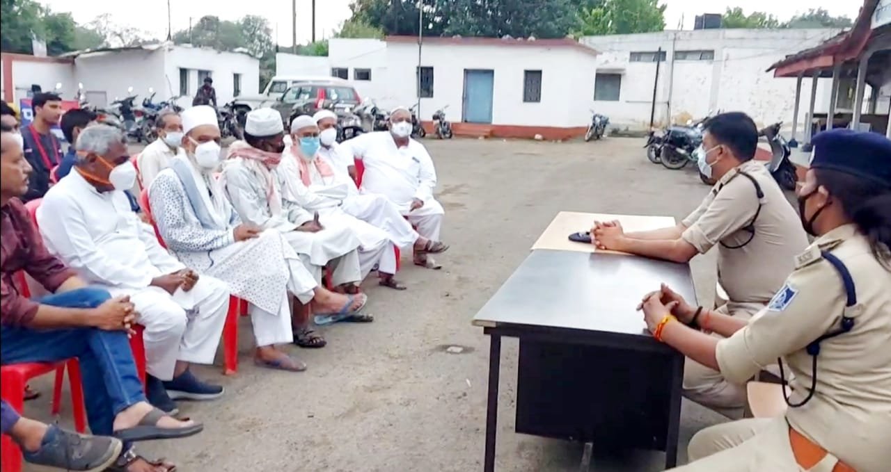 सभी धार्मिक आयोजनों की तरह हमें भी दी जाए ईद मनाने की अनुमति: हाजी अमज़द डायमंड. आज कलेक्ट्रेट सभागार में होगी ईद को लेकर शान्ति समिति की बैठक | New India Times