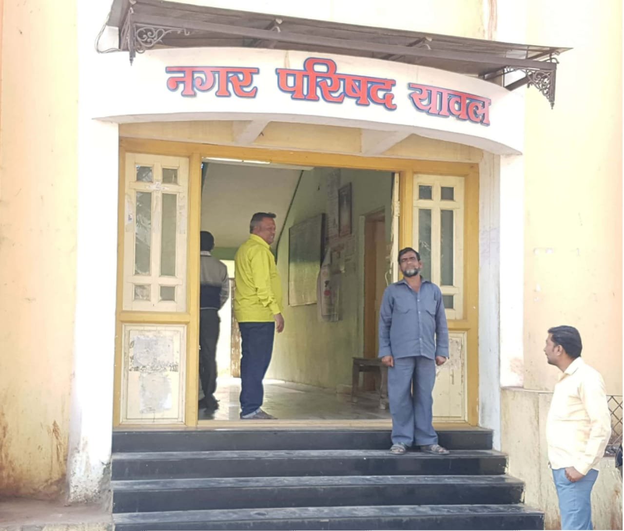 यावल नगर पालिका के मुख्याधिकारी बबन तड़वी को 28 हजार रुपये की रिश्वत लेते हुए रंगे हाथों एंटी करप्शन ब्यूरो ने किया गिरफ्तार | New India Times