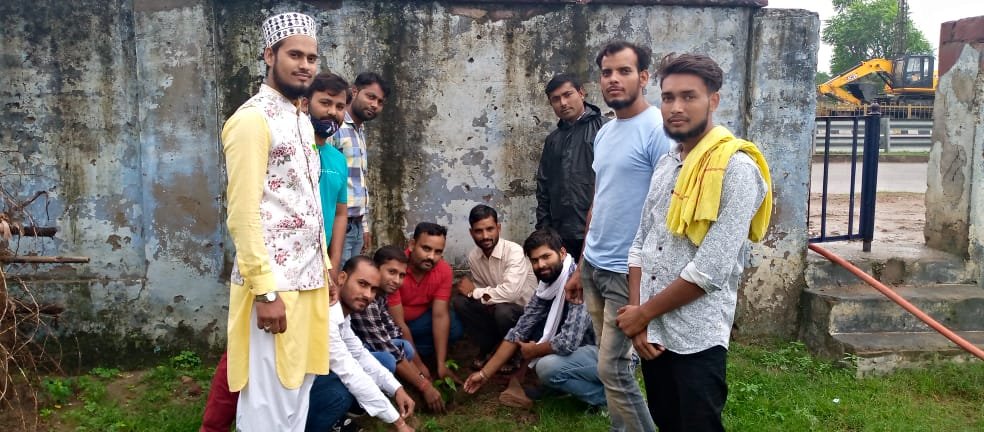 स्वाभिमान सेवा ट्रस्ट ने वृक्षारोपण कर दिया पर्यावरण संरक्षण का संदेश | New India Times