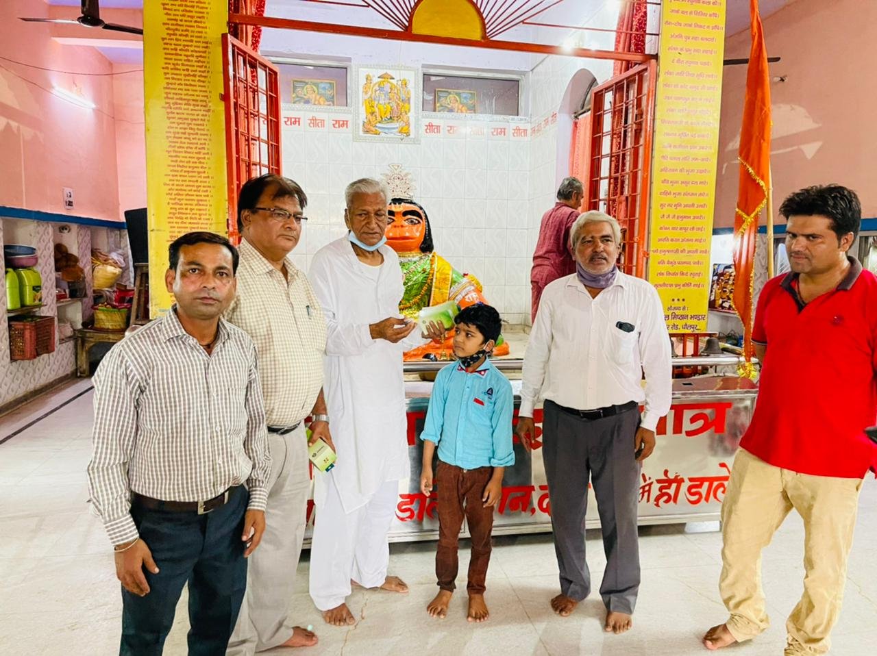 सुवर्णप्राशन संस्कार आयोजन कमेटी धौलपुर के द्वारा प्रत्येक पुष्य नक्षत्र को नियमित किए जाने वाले सुवर्णप्राशन कार्यक्रम को पूर्व में नियत स्थानों पर किया गया आयोजन | New India Times