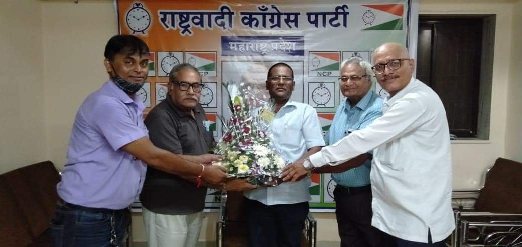 मीरा-भाईंदर के वरिष्ठ पत्रकारों ने भूमिपुत्र- लोकनेते व एनसीपी लीडर मोहन मधुकर पाटील का किया सत्कार | New India Times