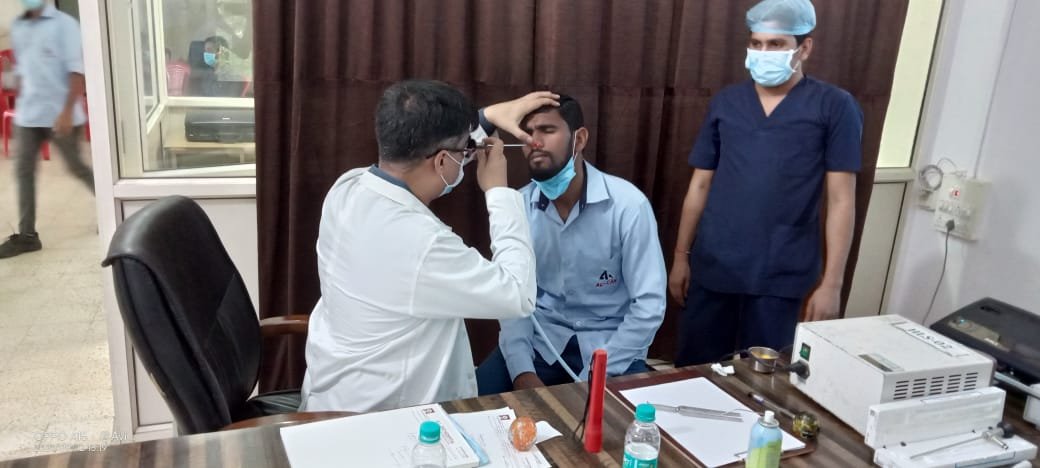 स्व. डॉ. विमल जैन की स्मृति में नोबल फॉउंडेशन ने तलासरी में किया निःशुल्क चिकित्सा शिविर का आयोजन | New India Times