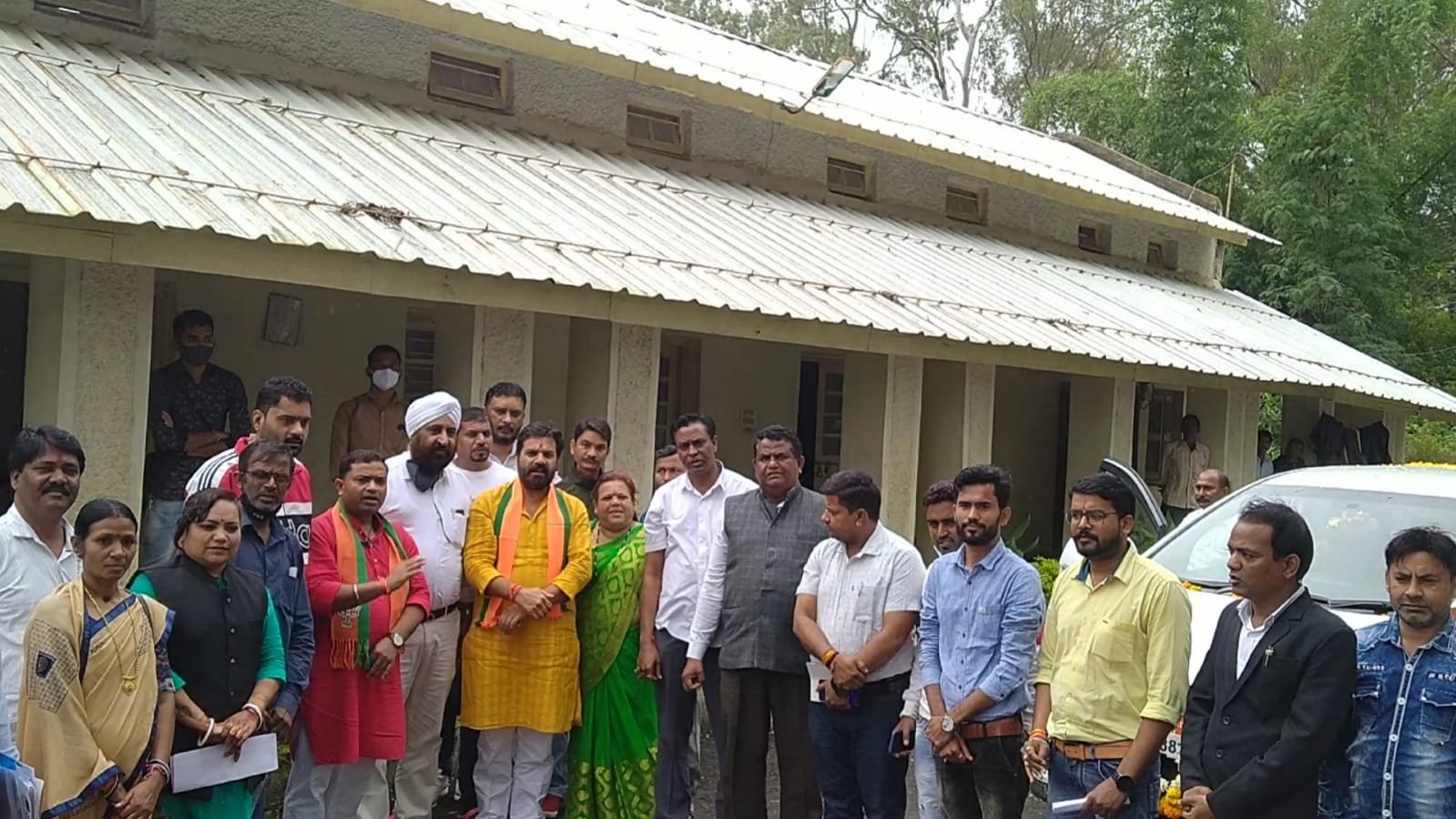 वैक्सीनेशन लक्ष्य को लेकर प्रदेश मंत्री द्वारा ली गई बैठक, भाजपा प्रदेश मंत्री का भाजपाईयों ने किया जोरदार स्वागत | New India Times