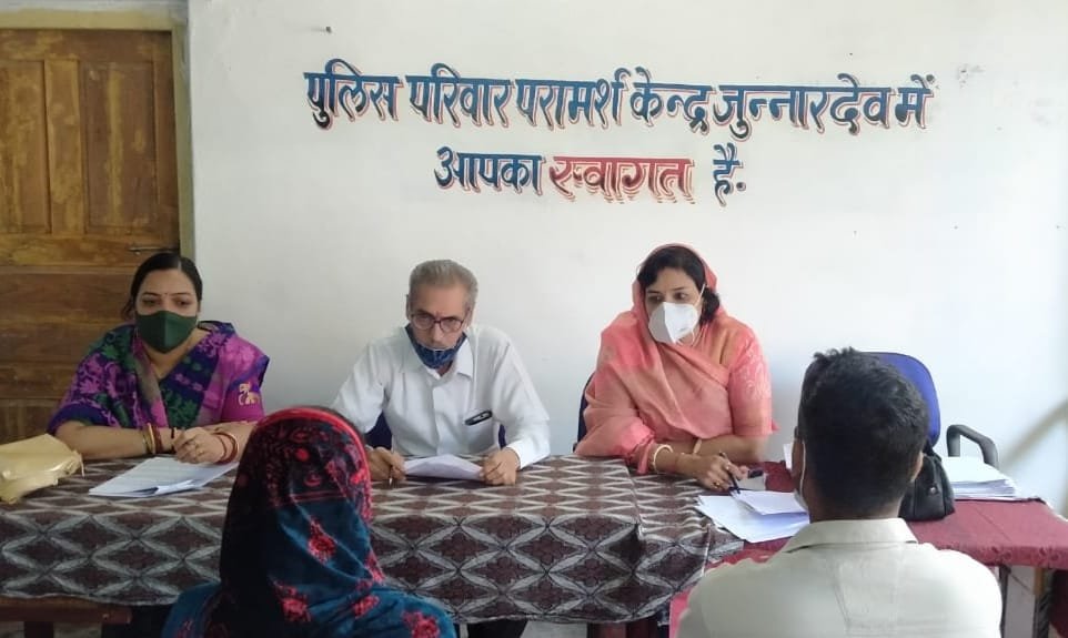 परामर्श दाताओं की समझाइश पर संयुक्त परिवार में रहने के लिए मानी पत्नी, गई ससुराल | New India Times