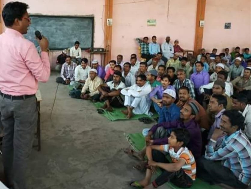 पावरलूम बुनकर संघ को मिली सफलता लेकिन बुनकर रहनुमाओं में मतभेद बढ़े | New India Times