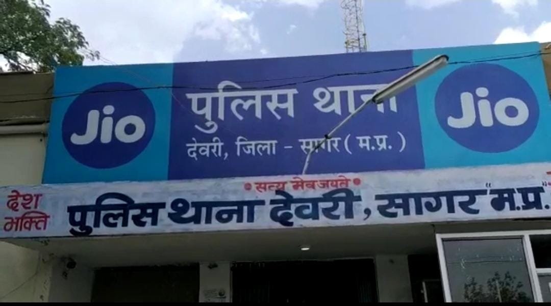 नगर में बढ़ते अपराध नागरिकों के लिये परेशानी का सबब बने, महिलाओं के साथ हो रही घटनाओं में न्याय न मिलने पर जिला पुलिस अधीक्षक के यहां परिजन लगा रहे हैं गुहार | New India Times