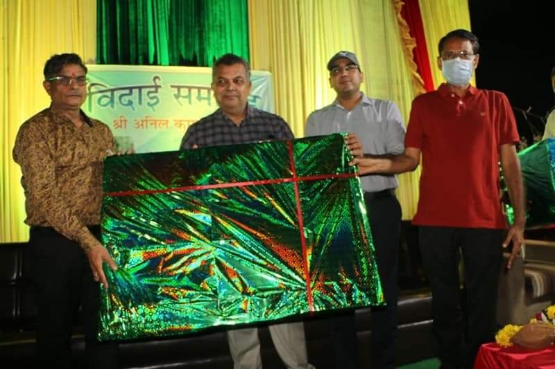 श्री चाॅदिल ने सेवा के अंतिम दिन तक पूरी निष्ठा, ईमानदारी एवं समर्पण की भावना से कार्य किया: कलेक्टर. अपर कलेक्टर श्री चाॅदिल के सेवा निवृत्त होने पर अधिकारियों ने दी विदाई | New India Times