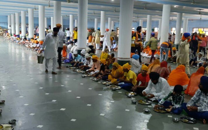 किला स्थित गुरुद्वारे पर तीन दिवसीय प्रकाशपर्व प्रारम्भ, पहले ही दिन पहुंचे लगभग 40 हजार लोग | New India Times