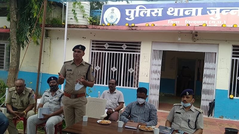 शांति समिति की बैठक संपन्न, नगर की व्यवस्था बनाने वाले नगरपालिका के जिम्मेदार नहीं पहुंचे बैठक में | New India Times