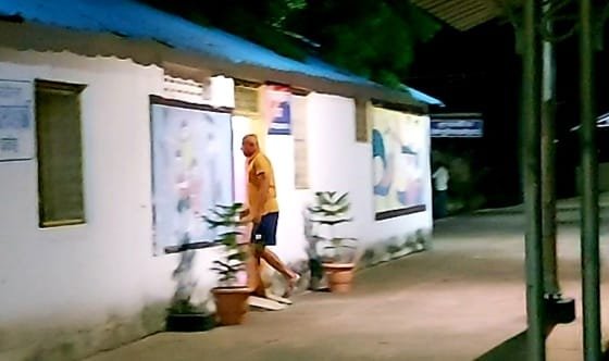 दमोह जीआरपी थाना बना शराबी पुलिस कर्मियों का अड्डा, चोरी की शिकायत करने गए यात्री के साथ की गई अभद्रता, ट्रेन में यात्री की कटी थी जेब 4 दमोह जीआरपी थाना बना शराबी पुलिस कर्मियों का अड्डा, चोरी की शिकायत करने गए यात्री के साथ की गई अभद्रता, ट्रेन में यात्री की कटी थी जेब | New India Times