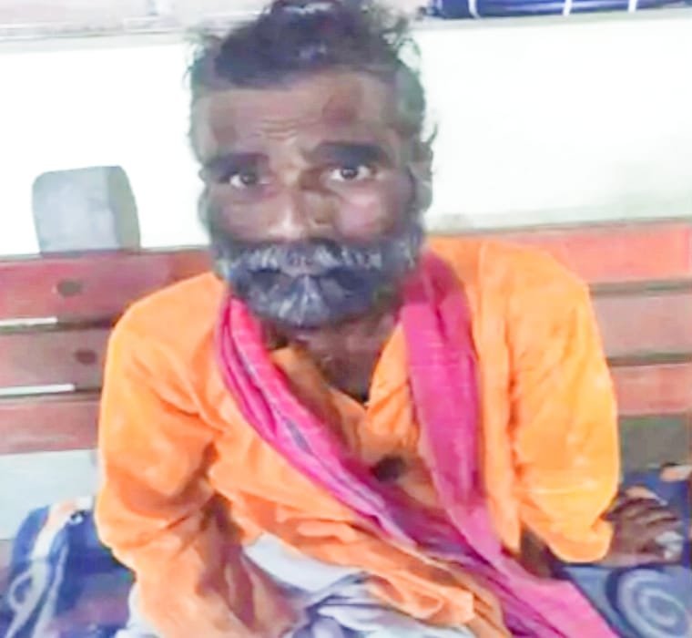 शादी के 18 साल बाद भी बच्चे न होने पर दंपत्ति ने बहन और उसके बॉयफ्रेंड के साथ मिलकर एक तांत्रिक के इशारे पर चढ़ाई युवती की बलि, पुलिस ने 36 घंटे में सुलझाई अंधे कत्ल की गुत्थी 3 शादी के 18 साल बाद भी बच्चे न होने पर दंपत्ति ने बहन और उसके बॉयफ्रेंड के साथ मिलकर एक तांत्रिक के इशारे पर चढ़ाई युवती की बलि, पुलिस ने 36 घंटे में सुलझाई अंधे कत्ल की गुत्थी | New India Times