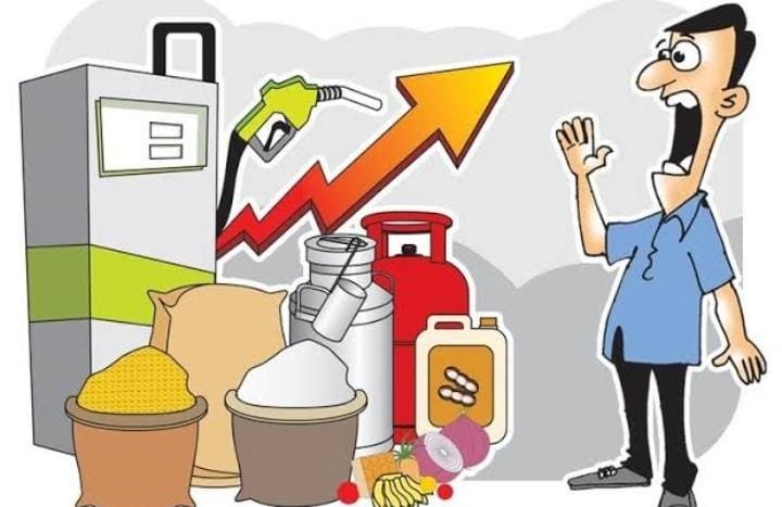 आमदनी अठन्नी खर्चा रुपैया: महंगाई के दौर में कशमकश में जिंदगी, पेट्रोल, डीजल, रसोई गैस, खाद्य तेल की कीमतें छू रही हैं आसमान | New India Times