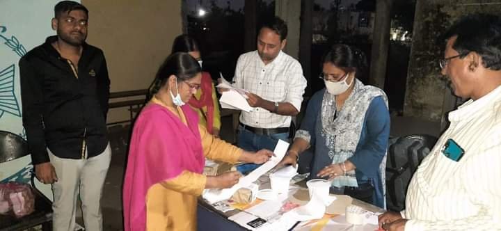 भोपाल शहर के अलग-अलग दुकानों में बेचने के लिए अहमदाबाद से आई मिठाइयों को खाद्य सुरक्षा विभाग ने किया ज़प्त | New India Times