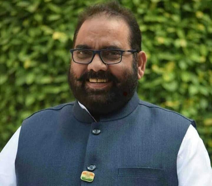 खाद की किल्लत, भटक रहे हैं किसान, किसानों को नहीं मिल पा रही है जरुरत के हिसाब से खाद: यदुनाथ सिंह तोमर | New India Times