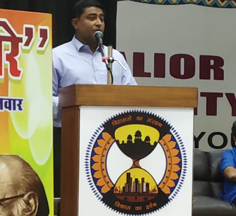 वरिष्ठ शायर शकील ग्वालियरी का हुआ सम्मान | New India Times