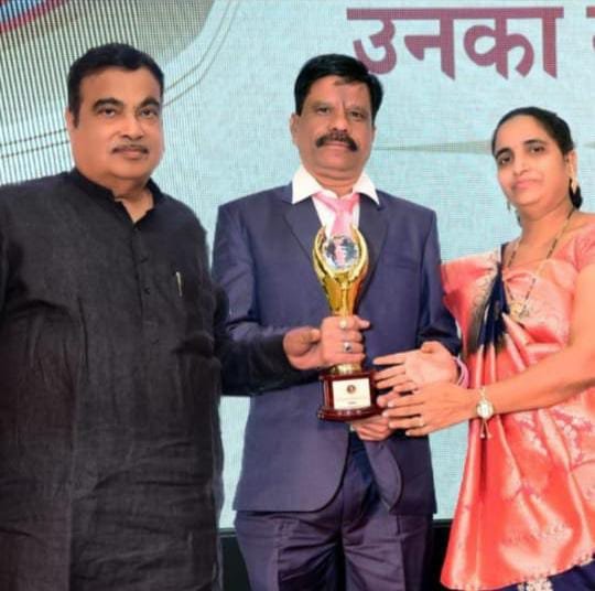 लोकप्रिय समाजसेवी सुरेश चंद जैन (पप्पू भैया) को भारत सरकार के परिवहन मंत्री ने सर्वश्रेष्ठ कार्य करने पर अवार्ड देकर किया सम्मानित | New India Times