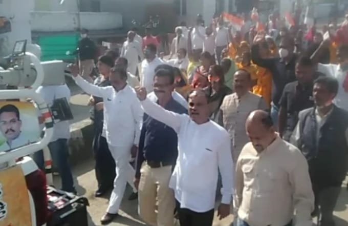 बेकाबू महंगाई एवं डब्ल्यू सी एल द्वारा मकान से बेदखली के नोटिस के विरोध में ऐतिहासिक विशाल प्रदर्शन | New India Times